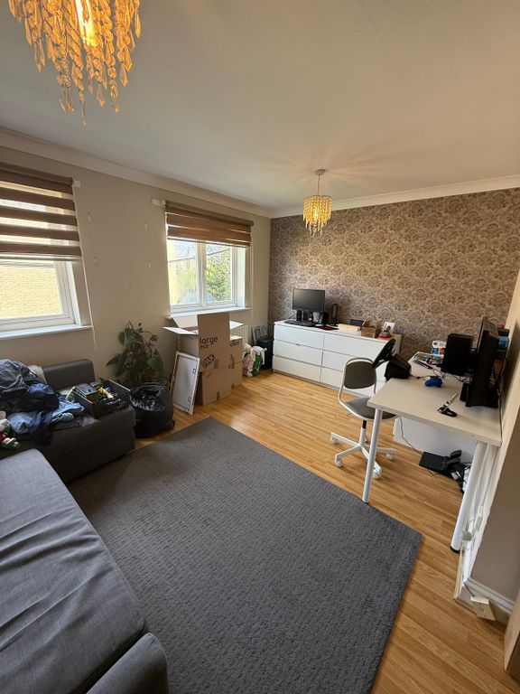 Property photo 1 of 5 1 Bedroom Flat For Rent Bryett Road, London N7