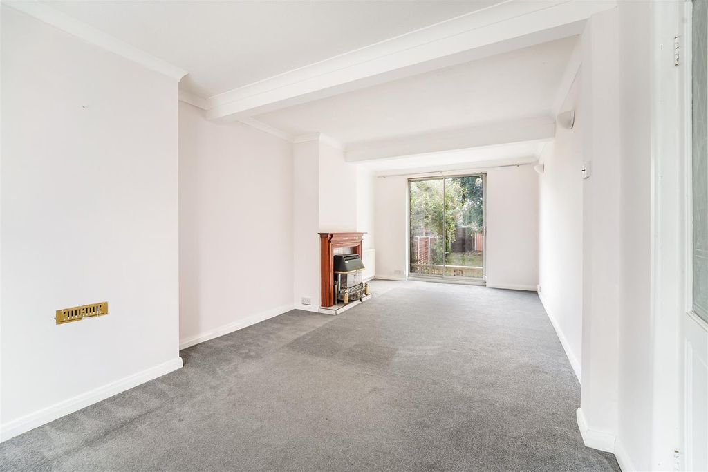 Property photo 1 of 12 6.Jpg