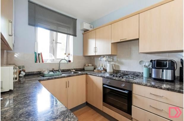 Property photo 1 of 10 93562_4043_Img_02_00