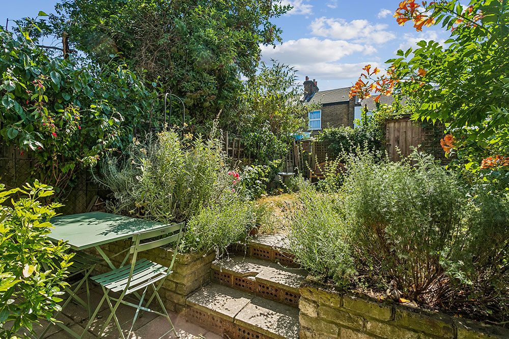 Property photo 3 of 34