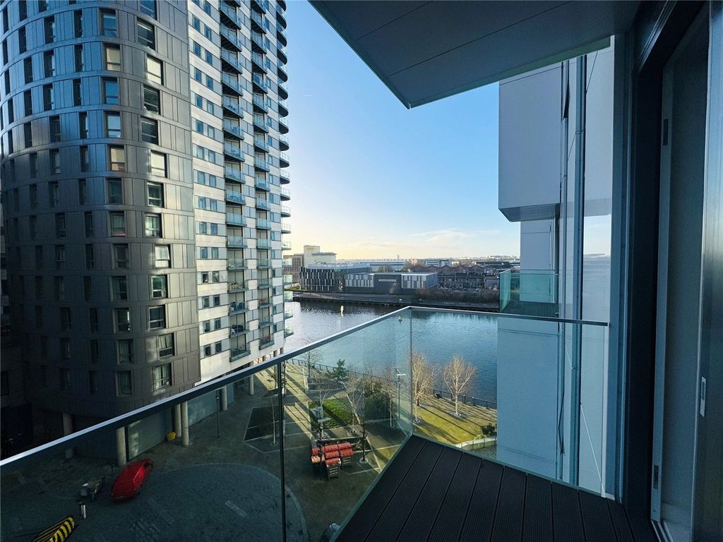 Property photo 2 of 8 Picture No. 01