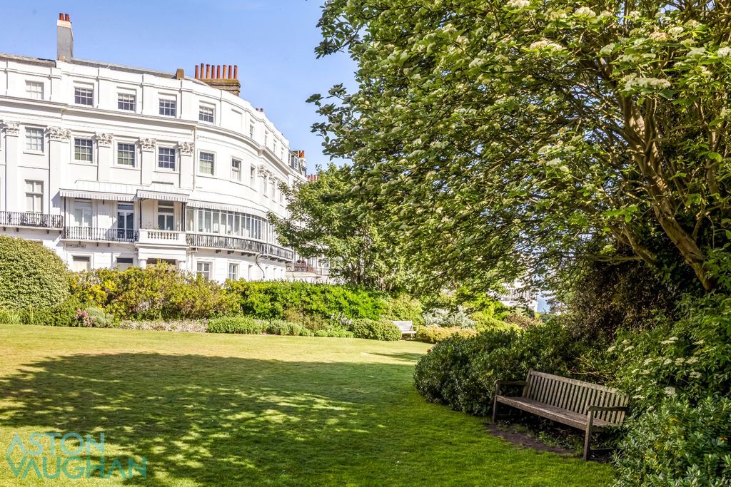 Property photo 1 of 22 5075481
