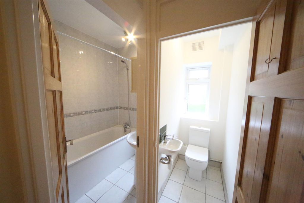 Property photo 3 of 9 2T5B2832.Jpg