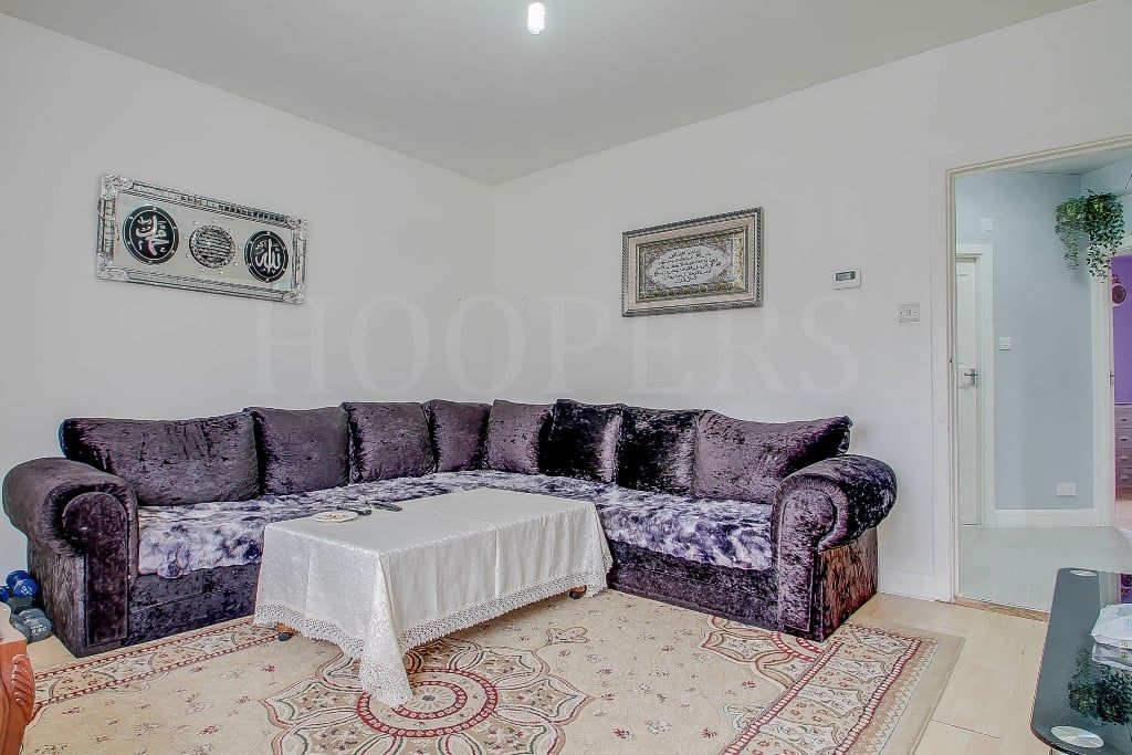 Property photo 3 of 9