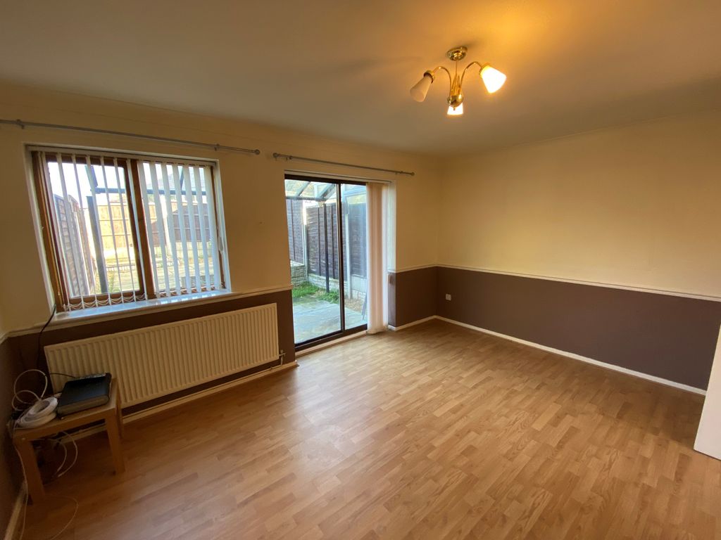 Property photo 3 of 8 Living Room