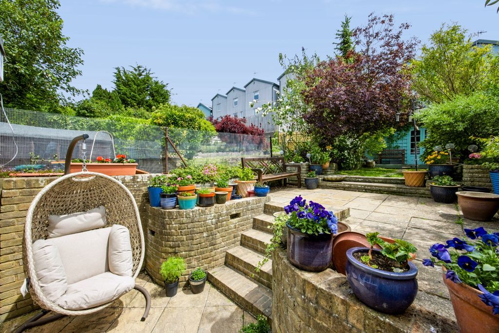 Property photo 2 of 13 Photo 13