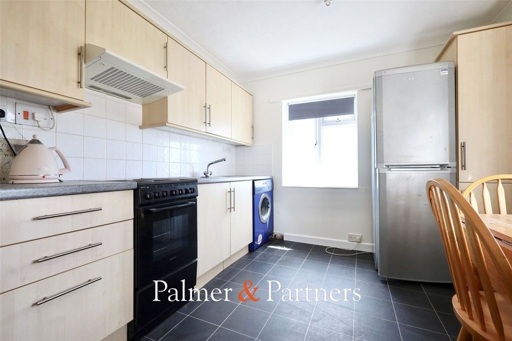 Property photo 2 of 16 Picture No. 02