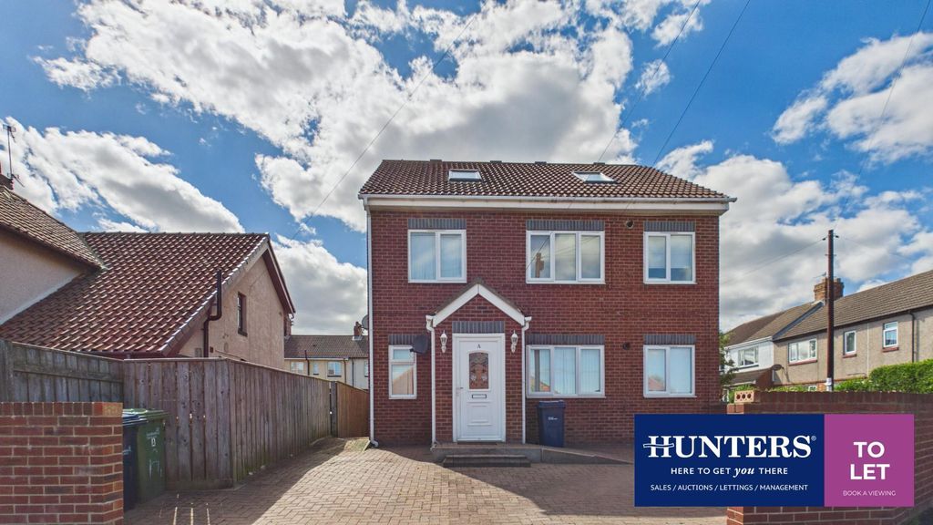 Property photo 1 of 15 External