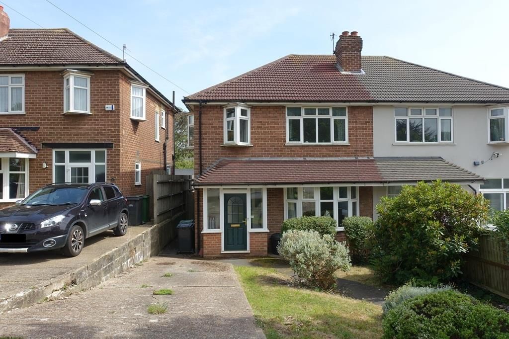 Property photo 1 of 27 3 Bedroom Semi-Detached