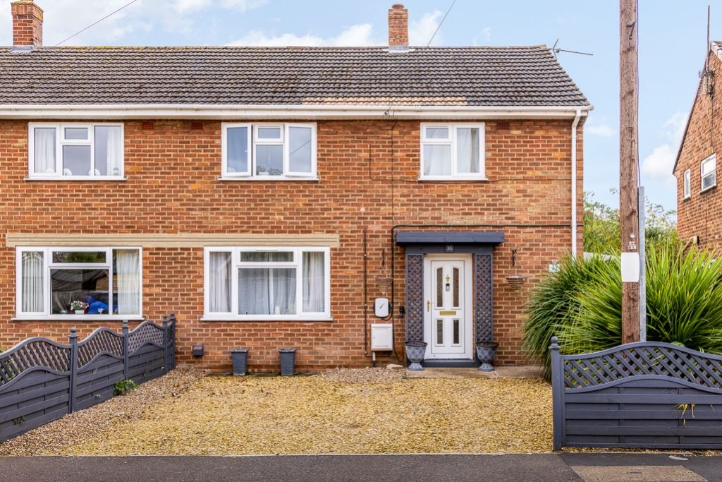 Property photo 1 of 23 33 Lowgate Avenue (Bicker)-2