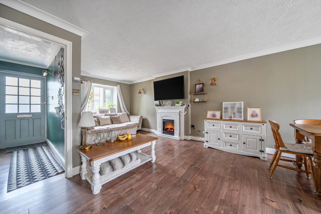 Property photo 3 of 19 1397439-7-6966452bbc4d1.Jpg