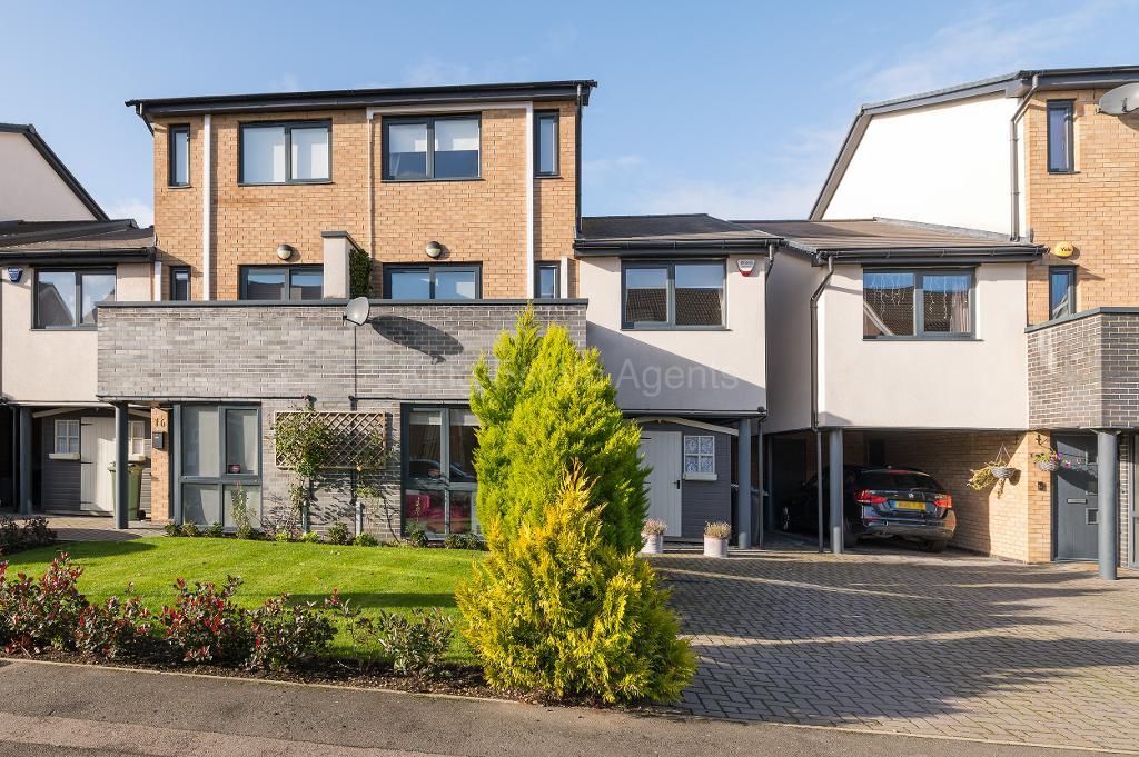 Property photo 1 of 21 Front