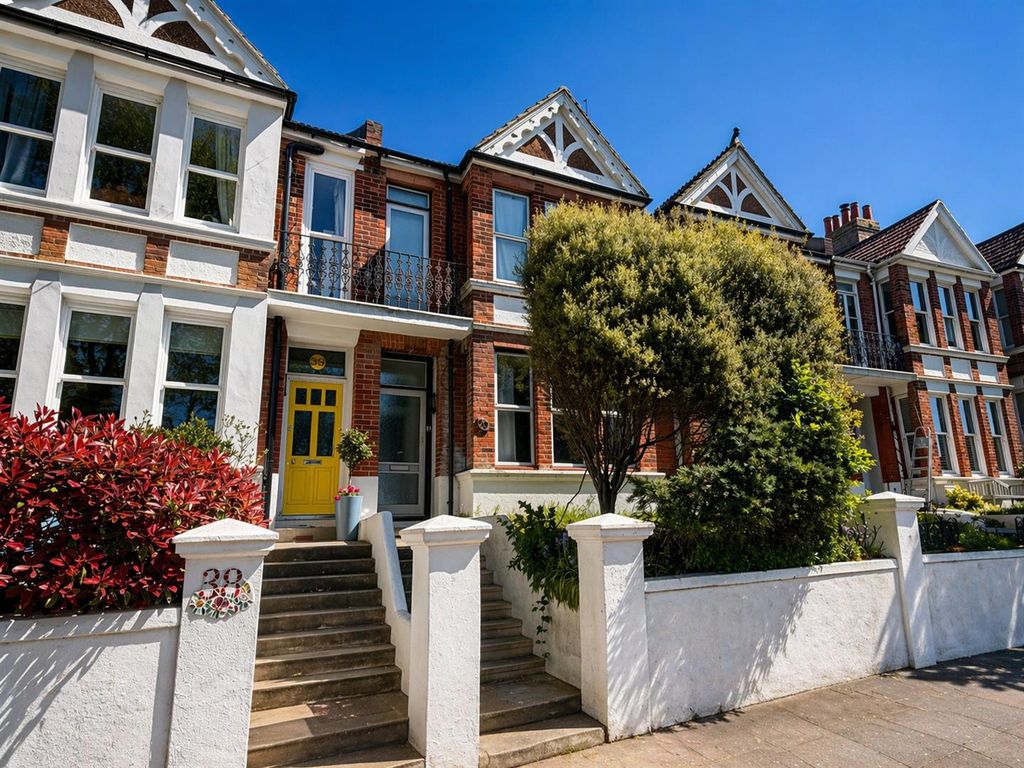 Property photo 1 of 9 1