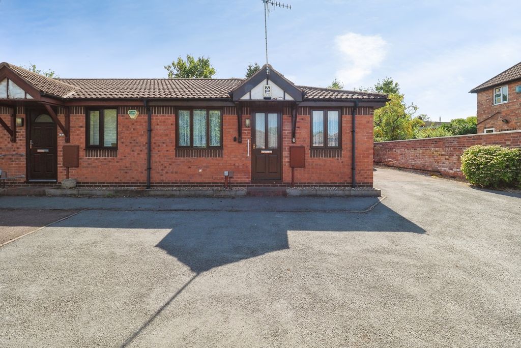 Property photo 1 of 18 Pbox-Img.Jpg