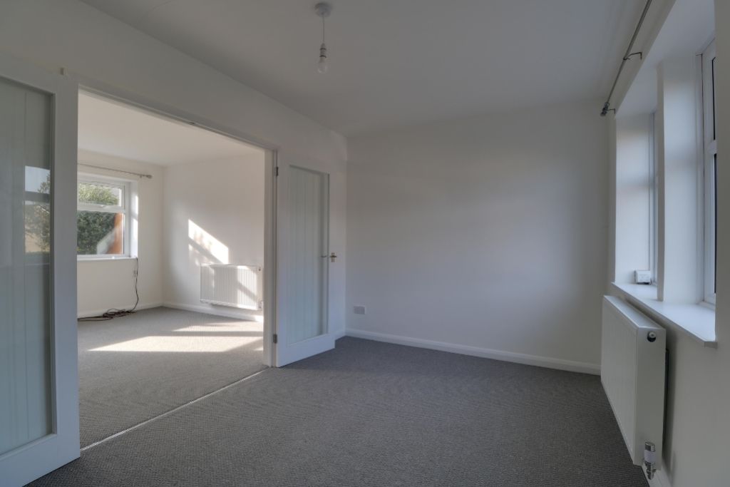 Property photo 2 of 15 Dining Room