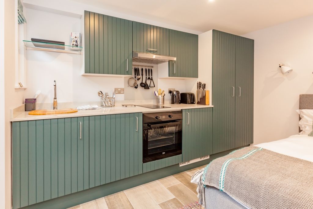 Property photo 3 of 7 121298