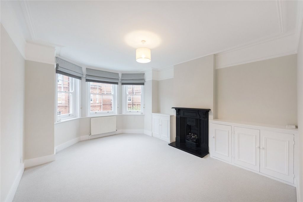 Property photo 2 of 9 Reception Room