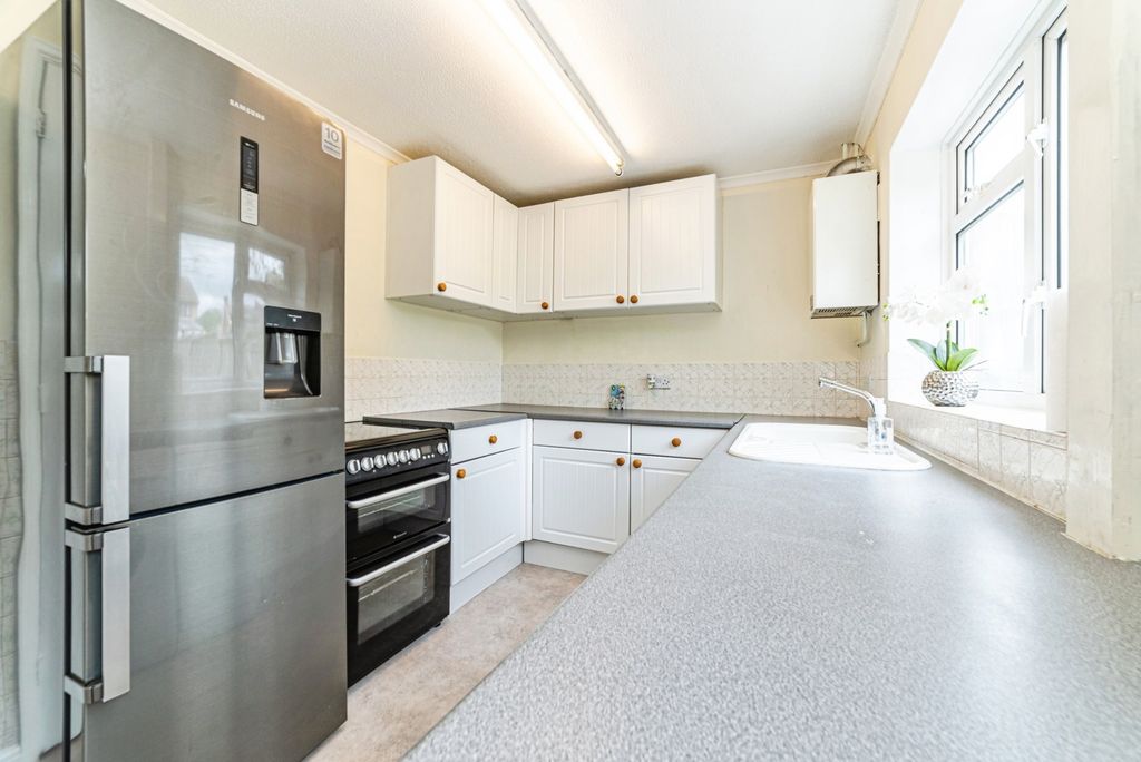 Property photo 2 of 26 Pbox-Img.Jpg