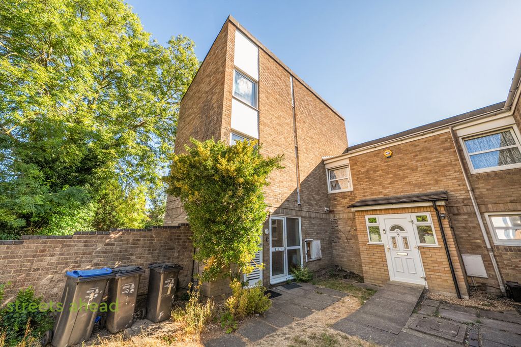 Property photo 1 of 14 9d7B131c-9d30-420...