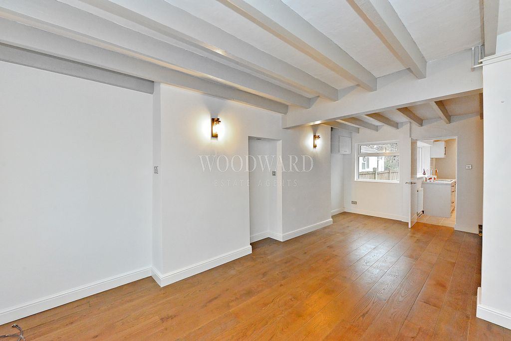 Property photo 3 of 11 Living/Dining Room