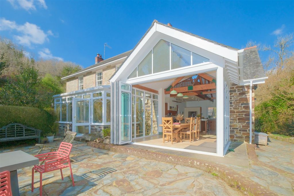 Property photo 1 of 40 Parry_Treseaton Roseland Menheniot Photos-38.Jpg
