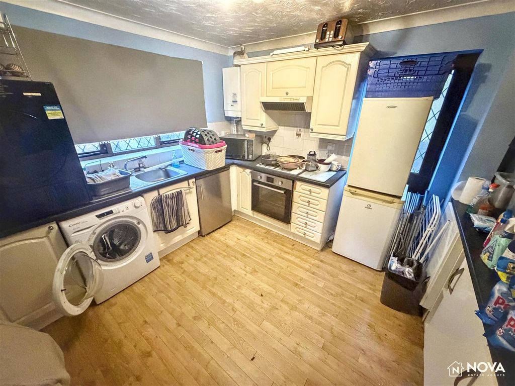 Property photo 3 of 16 Img_4374.Jpg