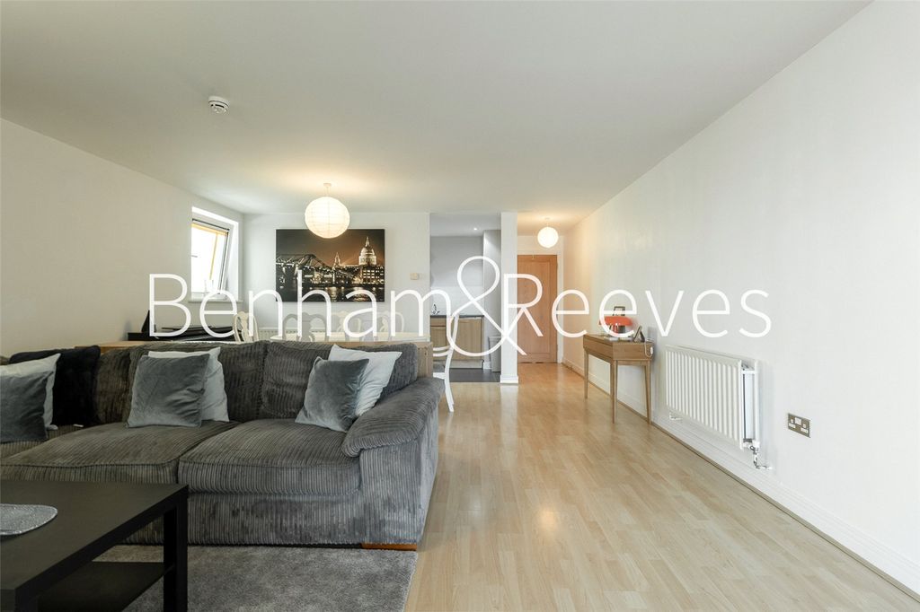 Property photo 3 of 23 Picture No. 03