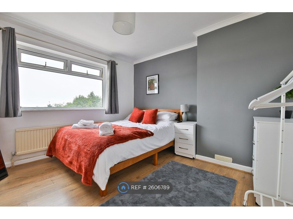 Property photo 1 of 35