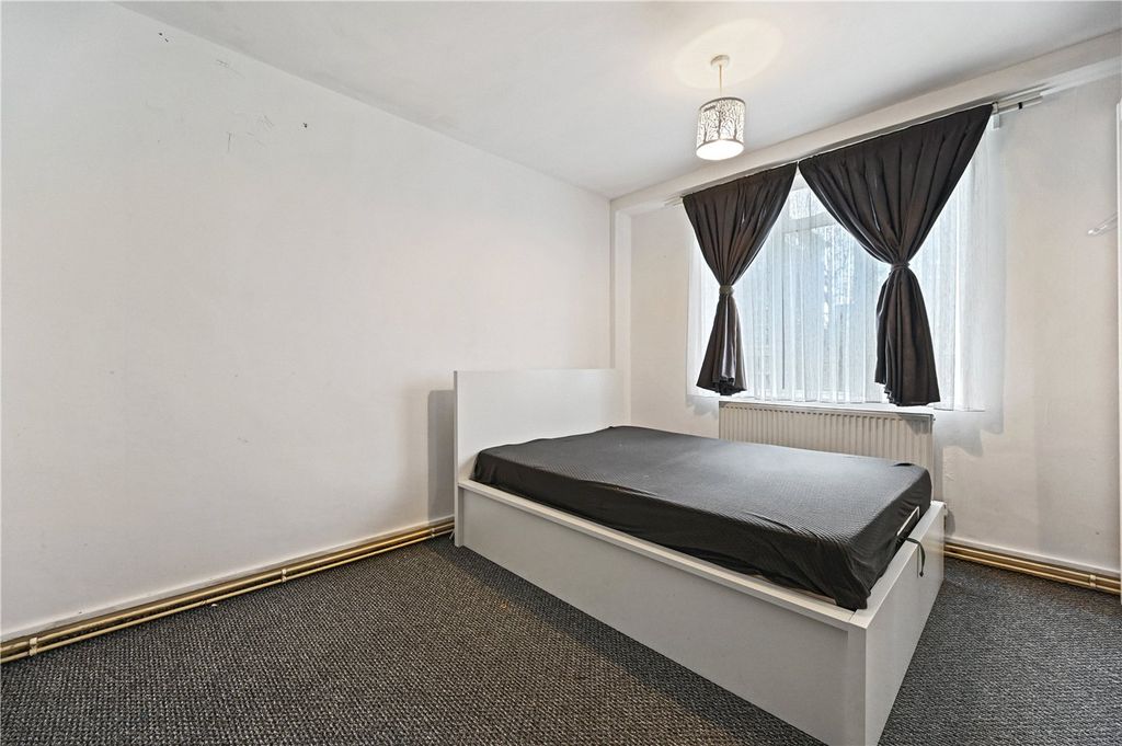 Property photo 3 of 9 Picture No. 04