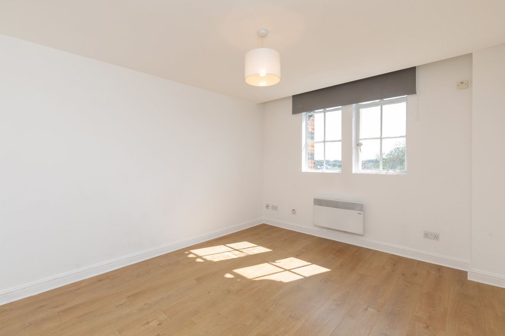 Property photo 3 of 21 Open Plan Living