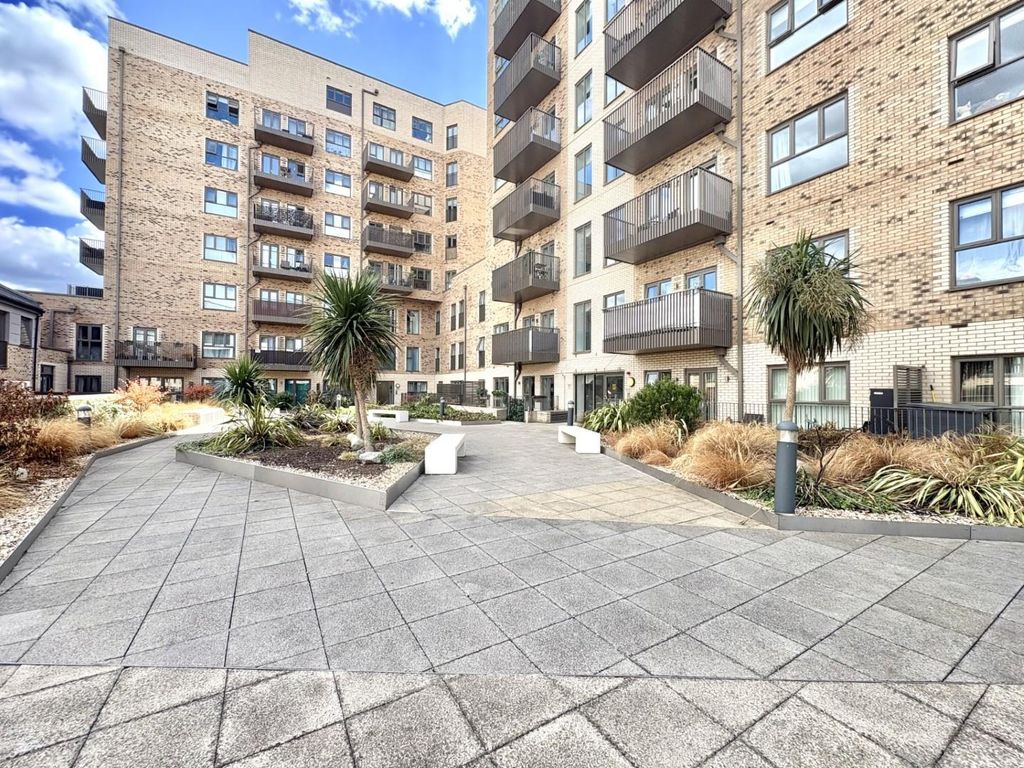 Property photo 1 of 8 ce1c8447-7B54-46c4-B29F-24d57978Aafe.Jpg