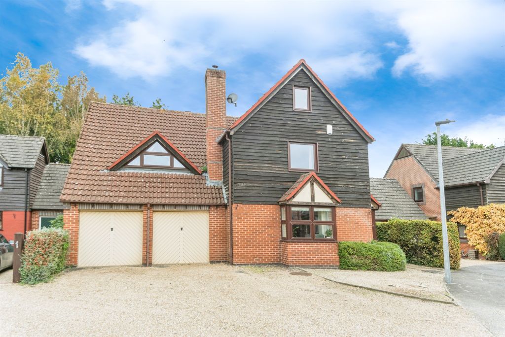 Property photo 1 of 17