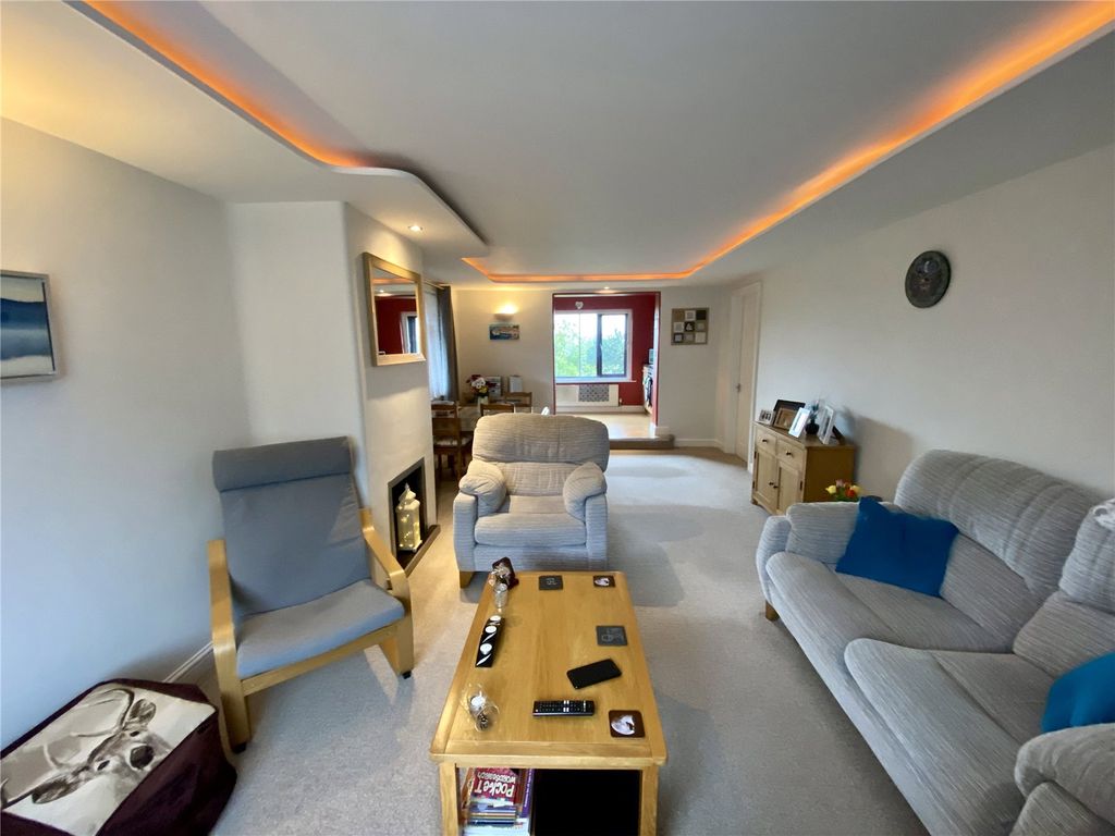 Property photo 2 of 21 Picture No. 06