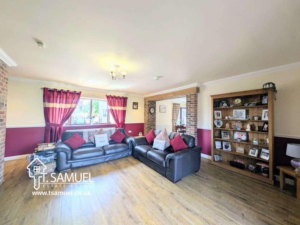 Property photo 2 of 41 Living Room