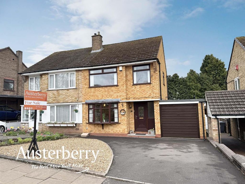 Property photo 1 of 17 125 Allerton.Jpg