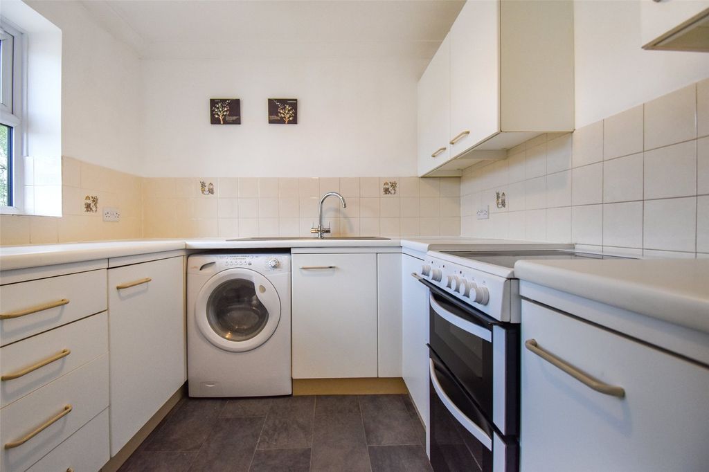 Property photo 3 of 11 Picture No. 08