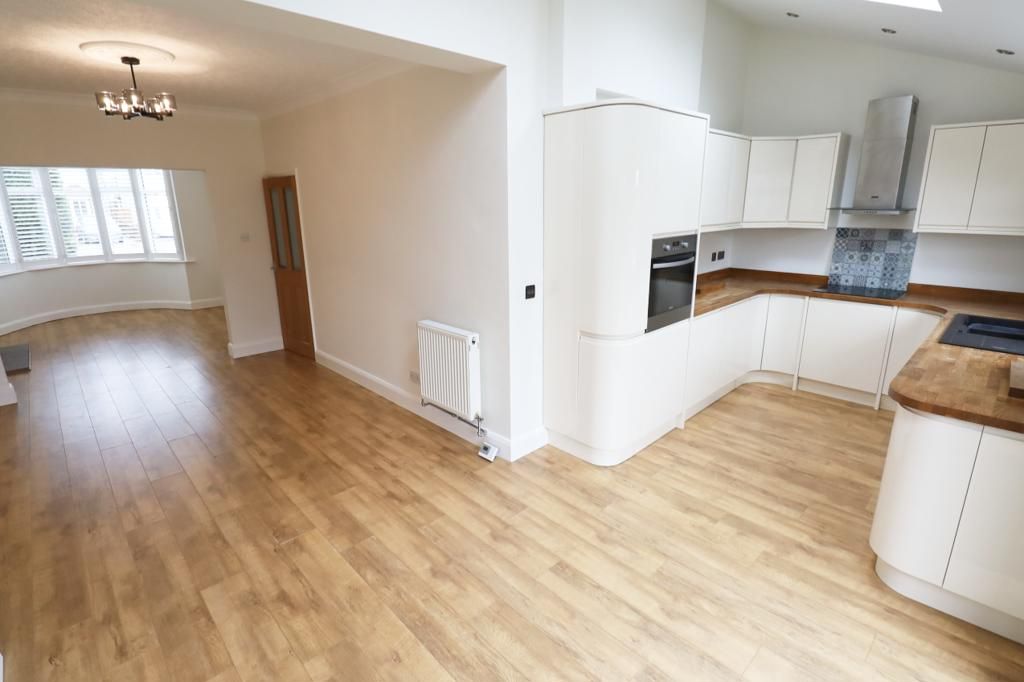 Property photo 3 of 21 Photo 5