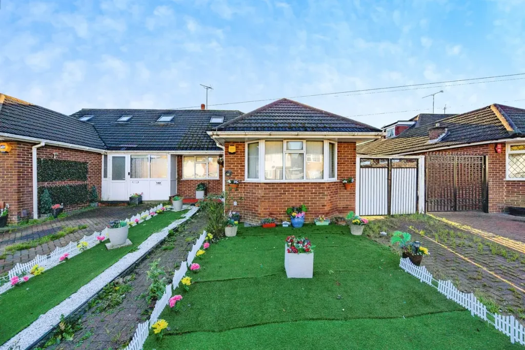 Property photo 1 of 31