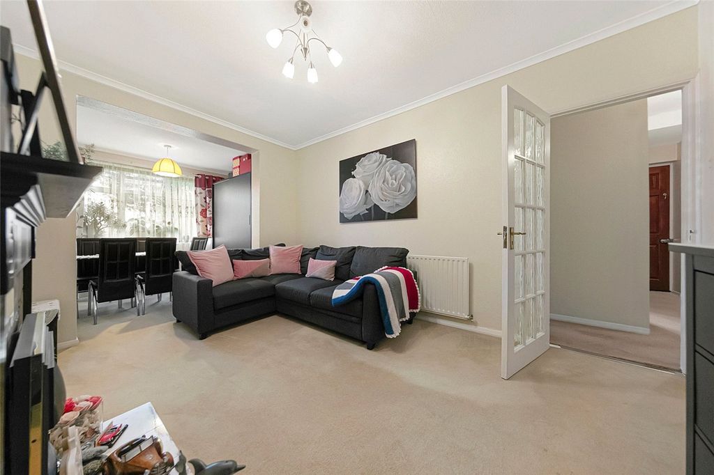 Property photo 2 of 19 Picture No. 03