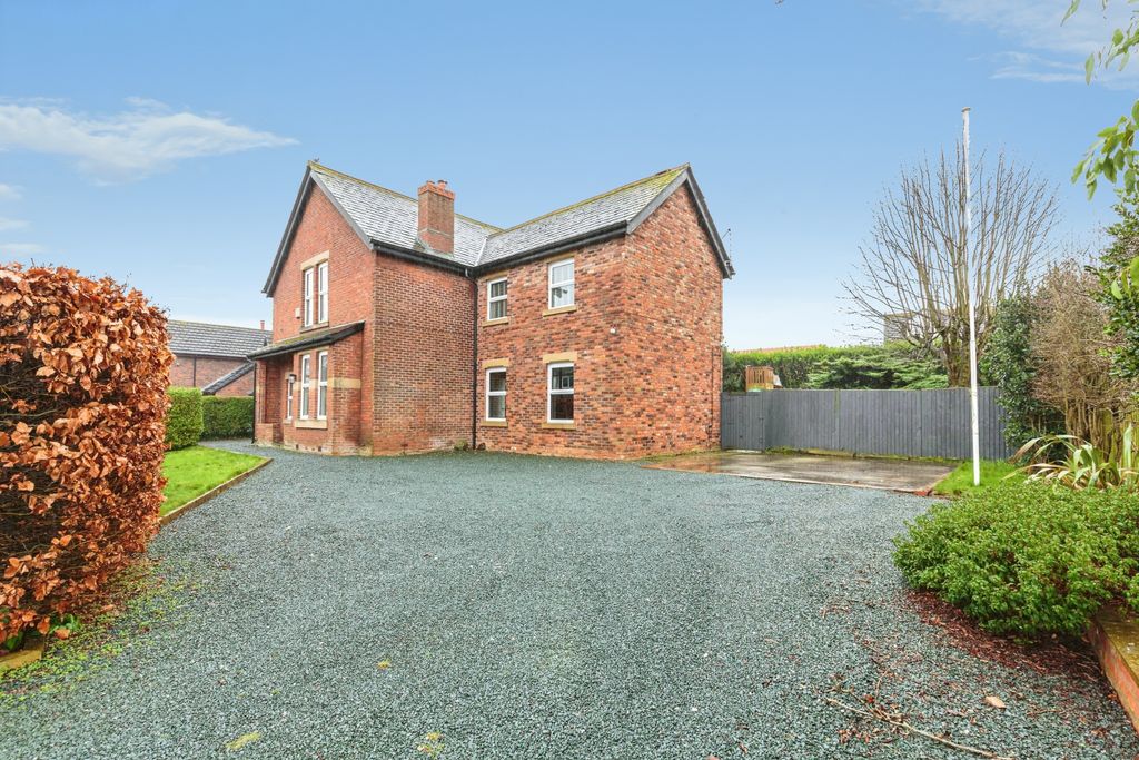 Property photo 1 of 30 Exterior Front