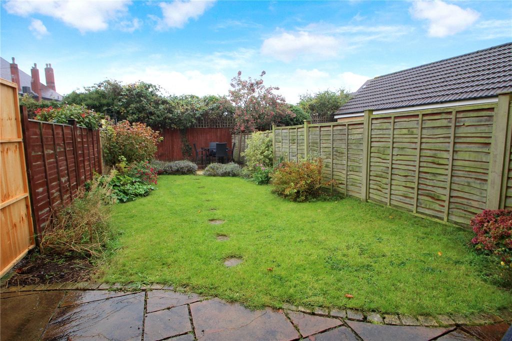 Property photo 1 of 15 Garden