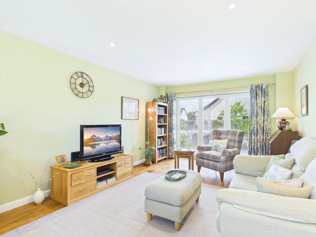 Property photo 3 of 56