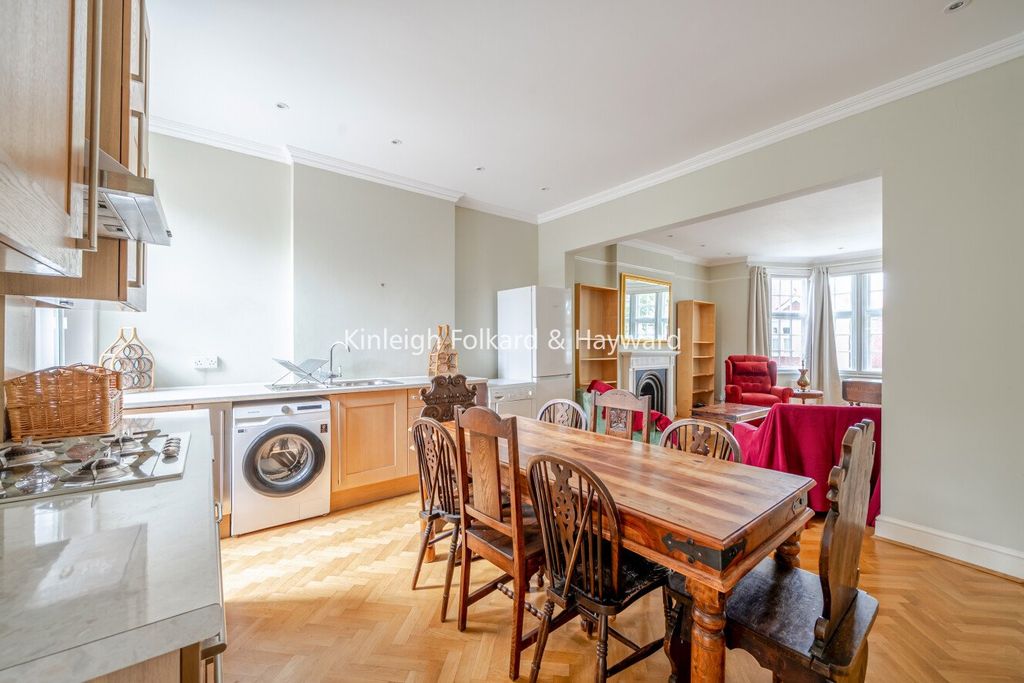 Property photo 2 of 11 Picture No. 08