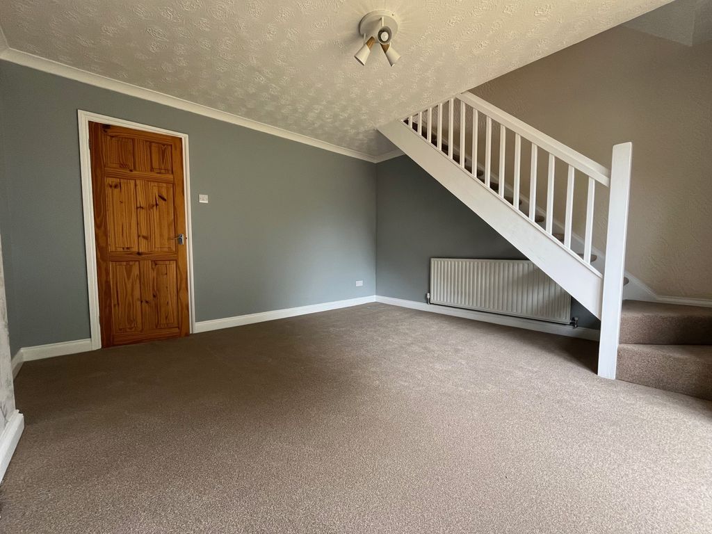 Property photo 3 of 10 Image