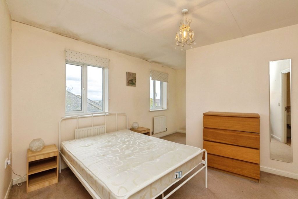 Property photo 1 of 8 Picture No. 08