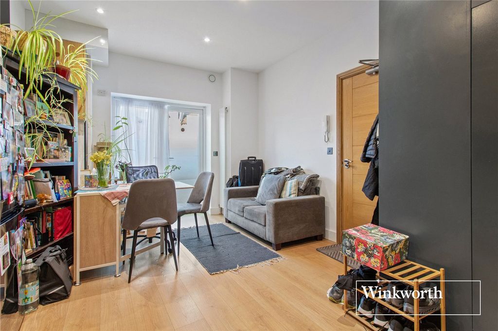 Property photo 2 of 14 Picture No. 22