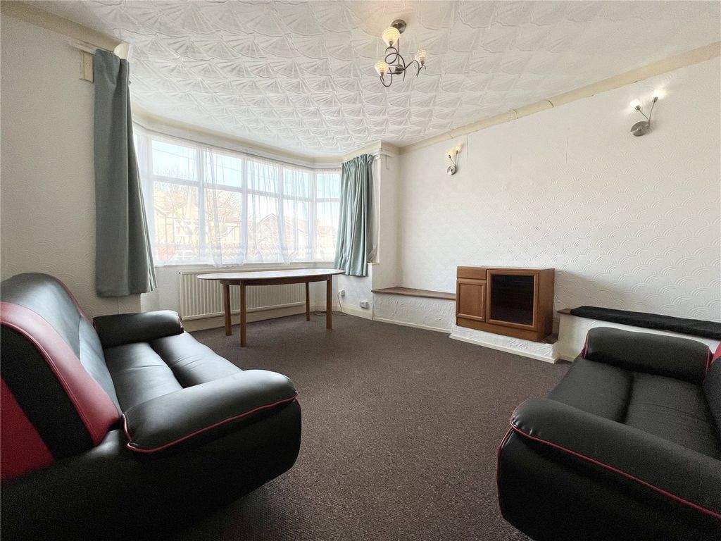 Property photo 2 of 15 Picture No. 22