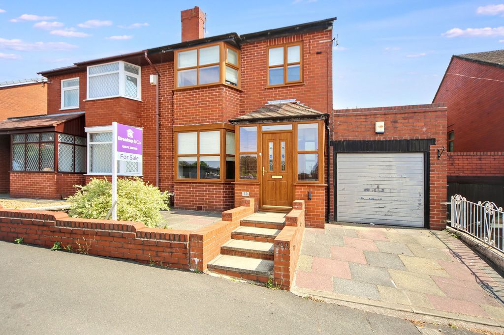 Property photo 1 of 20