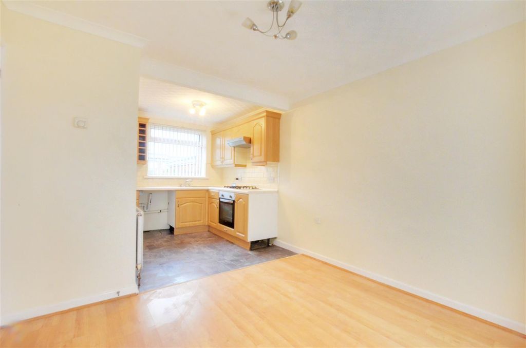 Property photo 3 of 10 Open Plan Dining Room/Kitchen