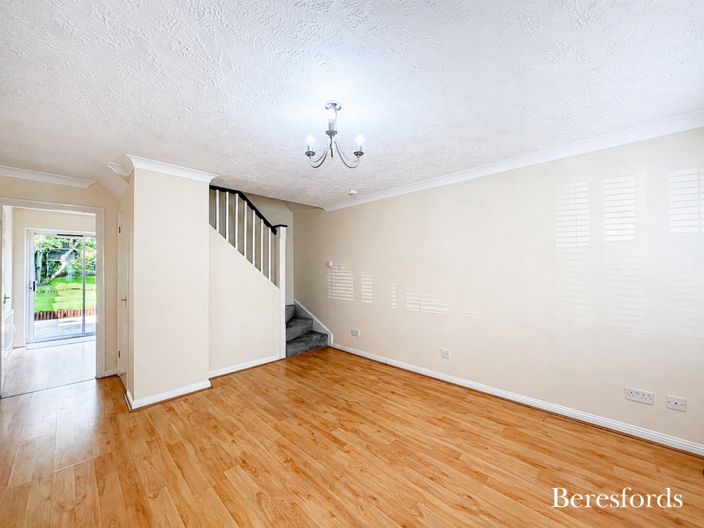 Property photo 2 of 10 Lounge View 1